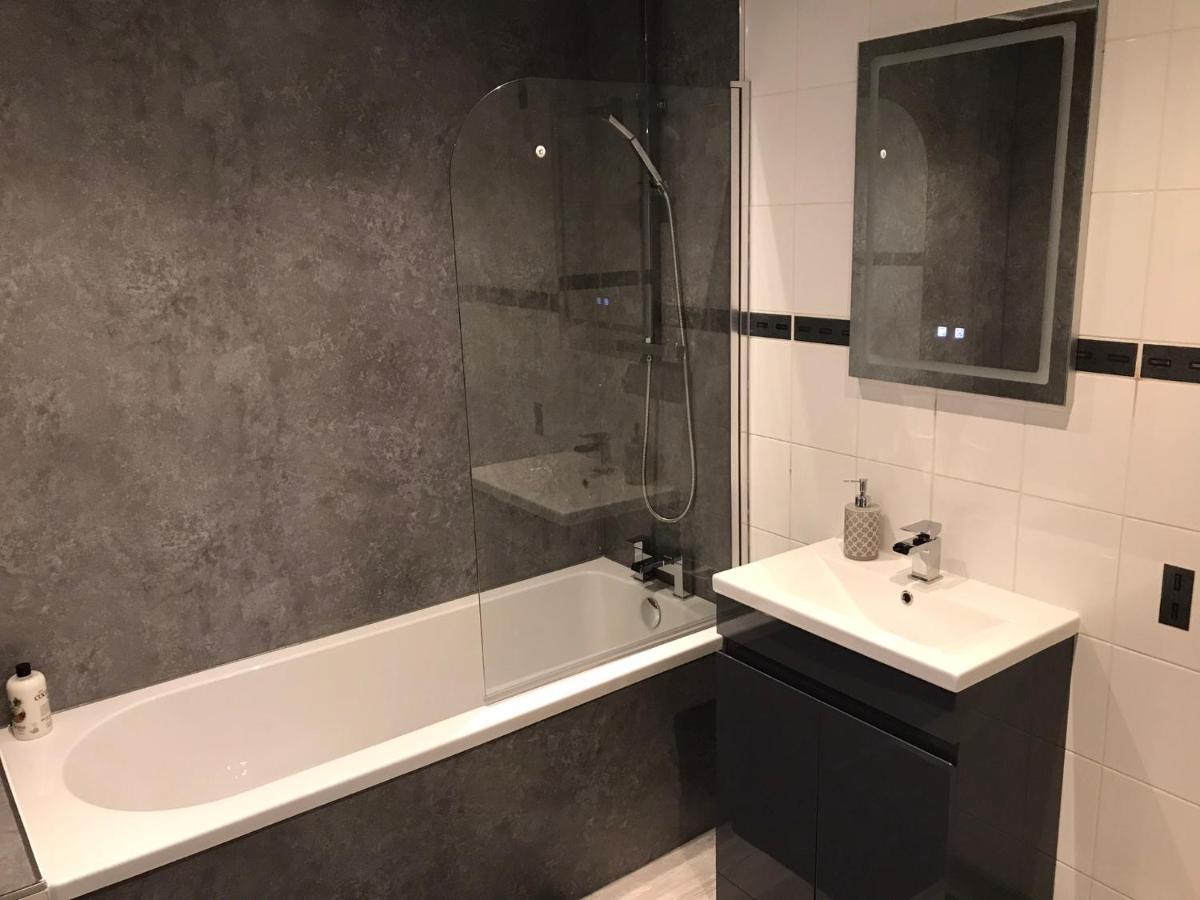 Beautiful 3-Bed Apartment In Gourock Ngoại thất bức ảnh