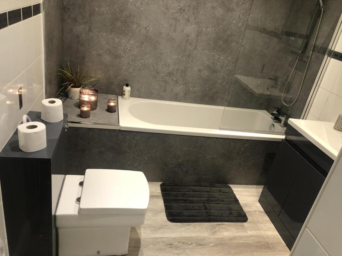 Beautiful 3-Bed Apartment In Gourock Ngoại thất bức ảnh